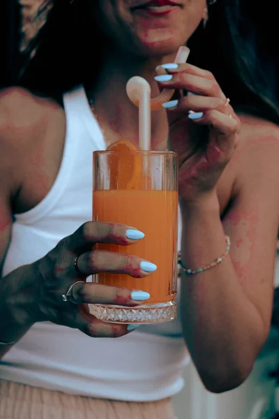 Ett Glas Apelsinjuice — Stockfoto
