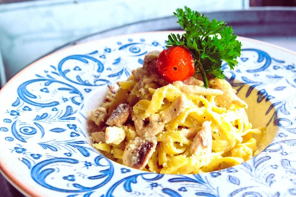 Leckere Klassische Italienische Pasta Mit Einer Köstlichen Sauce — Stockfoto
