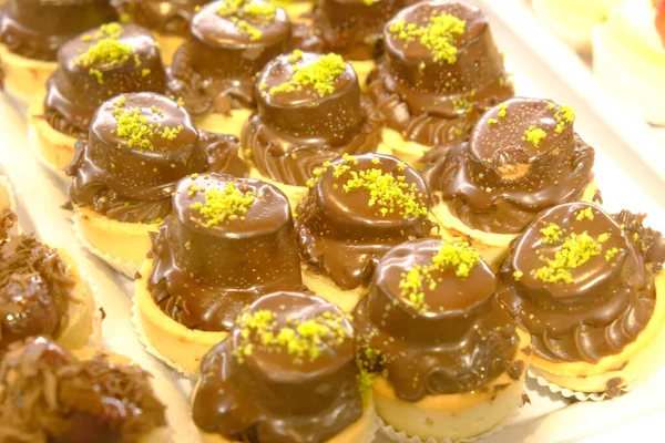 Eclairs Con Topping Cioccolato Deliziosa Torta Piccola Cioccolato Pasta Ekler — Foto Stock