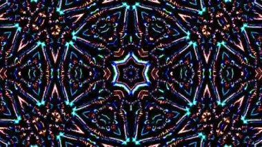 Parlayan güzel soyut bir kaleydoskop, ince hareketleri düzenleyen parlak bir ışık.