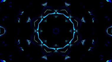 Parlayan güzel soyut bir kaleydoskop, ince hareketleri düzenleyen parlak bir ışık.