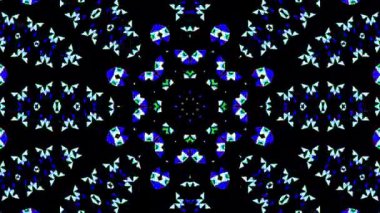 Parlayan güzel soyut bir kaleydoskop, ince hareketleri düzenleyen parlak bir ışık.