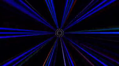 Hareket eden siyah arkaplanı değiştiren titreşimli, parlak ışığın güzel videoları