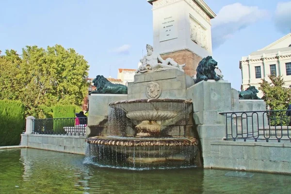 Fontana Piedi Del Monumento Felipe Situato Nella Famosa Centrale Plaza — Foto Stock