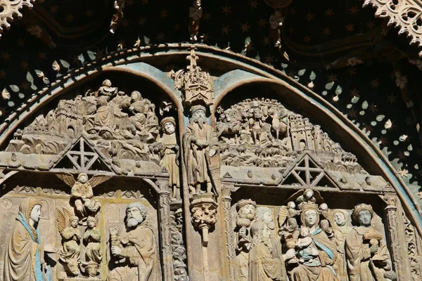Средневековые Каменные Рельефы Тимпане Двери Церкви Санта Мария Аранда Дуэро — стоковое фото