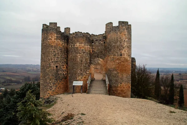 Castillo Penaranda Duero Ciudad España Fortaleza Situada Una Colina Cerca — Foto de Stock