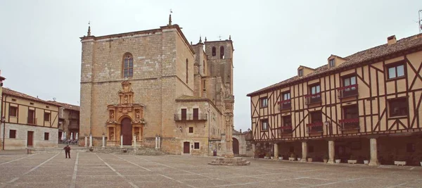 Katolikus Templom Santa Ana Pillory Téren Penaranda Duero Burgos Spanyolország — Stock Fotó