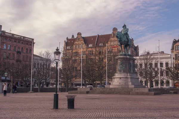 Malmo Suecia 2016 Escultura Ecuestre Del Rey Carlos Gustavo Encuentra — Foto de Stock