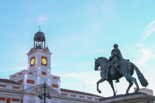 Reloj Palacio Correos Actual Presidencia Comunidad Madrid España Estatua Ecuestre — Foto de Stock