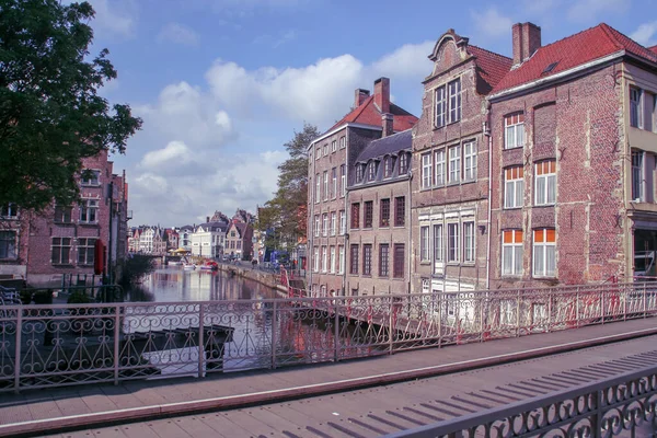 Река Лис Генте Бельгия Изображение Исторических Фасадов Зданий Построенных Прямо — стоковое фото