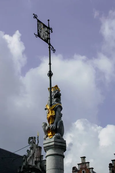 Kronan Lejon Symbol För Flandern Den Gamla Salutorget Sint Veerleplein — Stockfoto