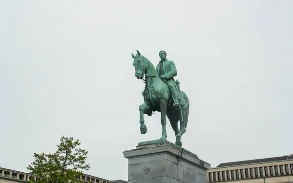 Brüsszel Belgium 2016 Albert Király Lovas Szobra Brüsszelben Alfred Courtens — Stock Fotó