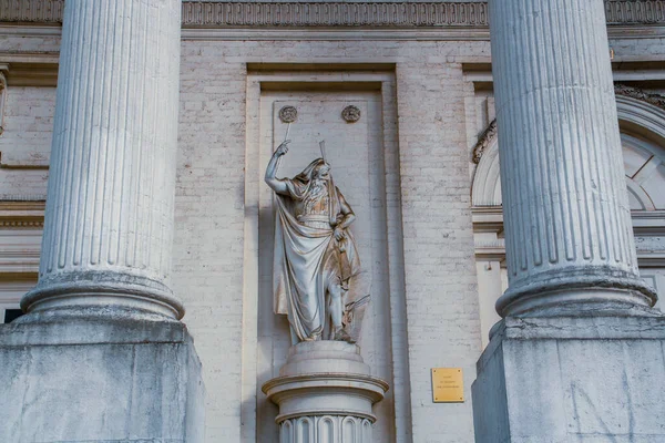 Statue Façade Saint Jacques Sur Palais Coudenberg Est Une Église — Photo