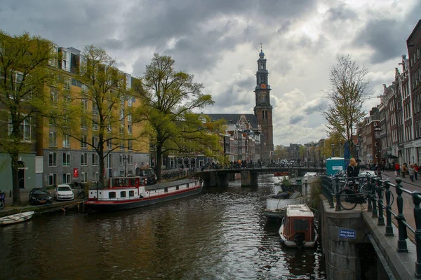 Amszterdam Hollandia 2016 Canal Westerkerk Templom Prinsengracht Utcában Egy Viharos — Stock Fotó