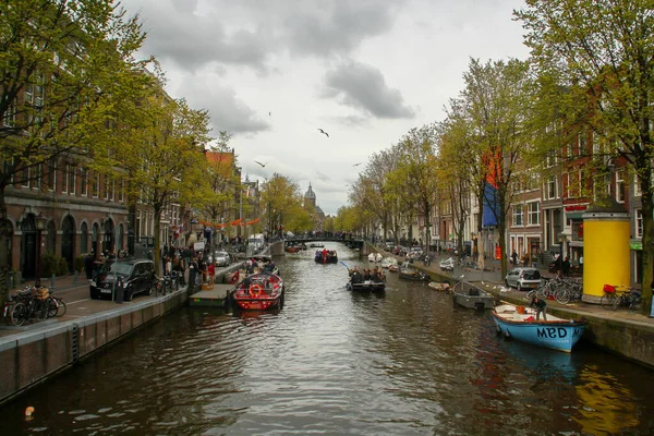 Amsterdam Holandia 2016 Kanał Oude Doelenstraat Angielski Ulica Oude Doelen — Zdjęcie stockowe