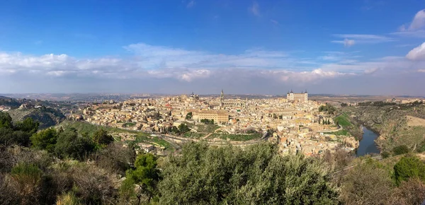 Vista Panorámica Toledo Ciudad Con Muchos Edificios Medievales España Fotografía — Foto de Stock