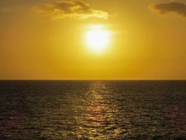 Ηλιοβασίλεμα Από Puerto Mogan Στο Νησί Gran Canaria Στην Ισπανία — Φωτογραφία Αρχείου