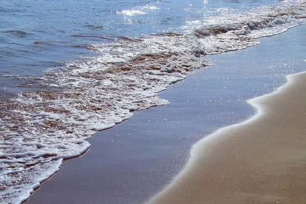 Мягкая Волна Пеной Золотом Песке Средиземного Моря Волна Пляже Cabanyal — стоковое фото