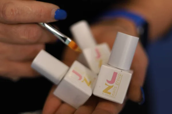 Manikür, manikür, güzellik salonu.