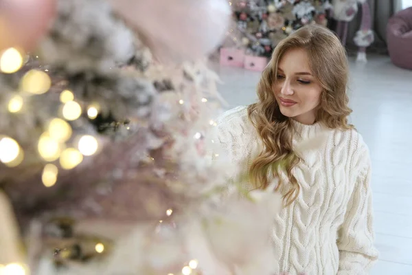 Güzel hamile kadınlar, doğum hayatı.