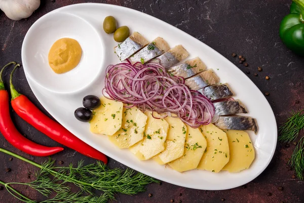 Herring Potatoes Red Onion White Plate Top View —  Fotos de Stock