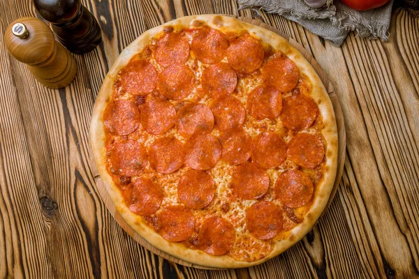 Pepperoni Pizza Plate Food Background — Fotografia de Stock