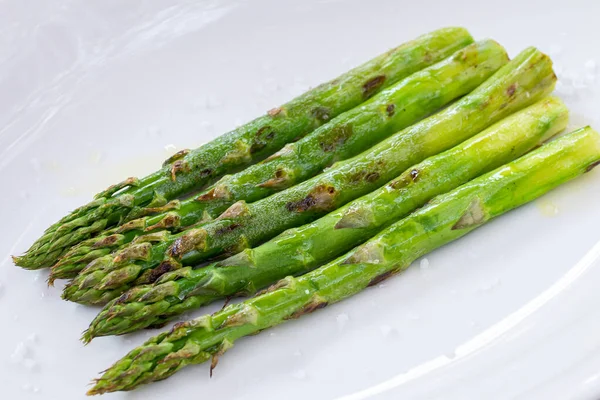 Giant Asparagus Grill White Plate — Stock Photo, Image