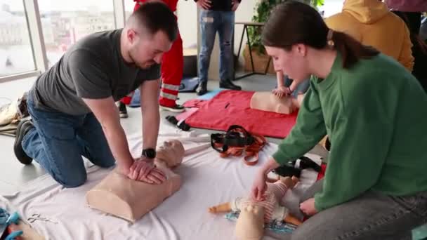 Kiev Ukraine Formation Sur Les Soins Médicaux Urgence Été Dispensée — Video