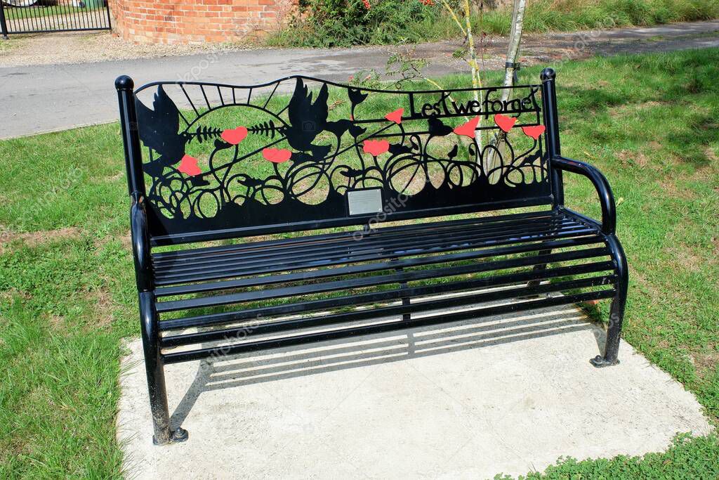 Lest we forget bench seat to remember those who served in wartime conflicts