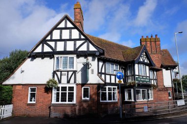 White Bear Halk Evi, Kulübe, 1 Harefield Yolu, Rickmansworth