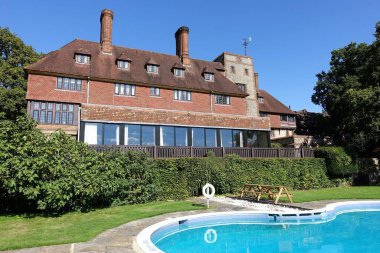 Otford Malikânesi, Oak Hall Keşif Merkezi, Otford, Kent.