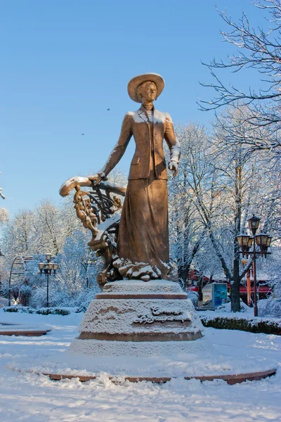 Salome krushel'nyts koi památník v centru ternopil. Ukra — Stock fotografie