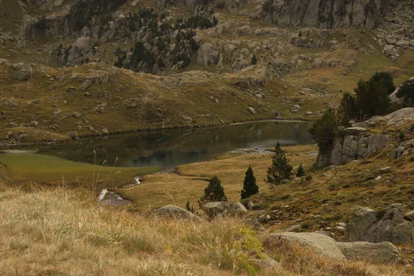 Belle Carte Postale Lac Dans Les Pyrénées — Photo