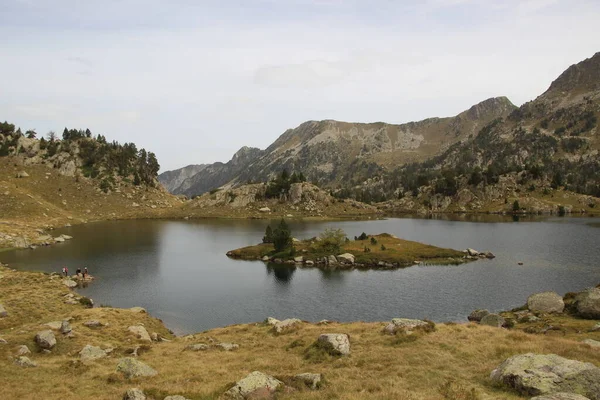 Belle Carte Postale Lac Dans Les Pyrénées — Photo