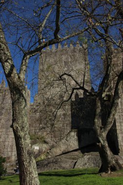 Portekiz 'deki Castelo de Guimares ülkenin yedi harikasından biri.