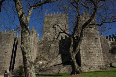 Portekiz 'deki Castelo de Guimares ülkenin yedi harikasından biri.