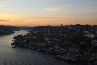 Porto 'da günbatımından önce
