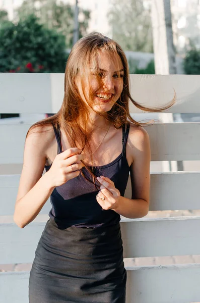 Girl Black Shirt Smilling Posing Camera — Foto de Stock