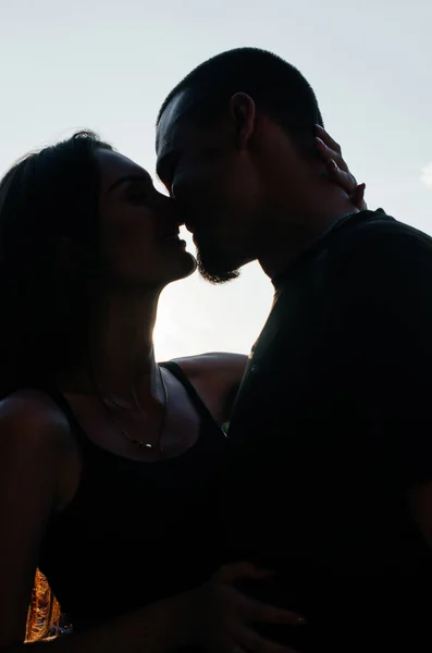 Silhouette Man Woman Hug — Stock Photo, Image