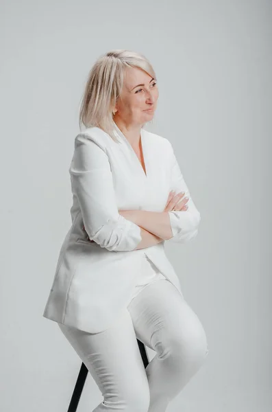 Woman White Business Suit White Background — Stockfoto