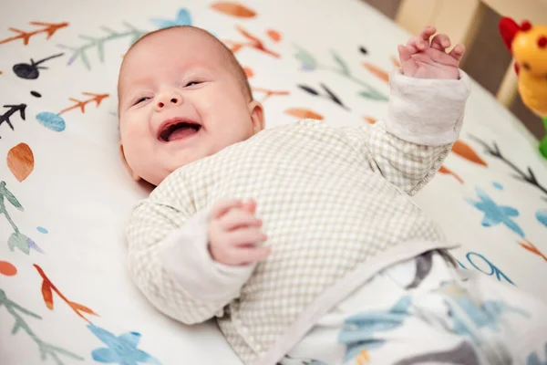 Happy Cute Newborn Baby Crib Home — Stock Photo, Image