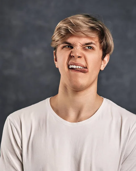 Portrait Young Man Expressing Negativity Gray Background Disgusting — 스톡 사진
