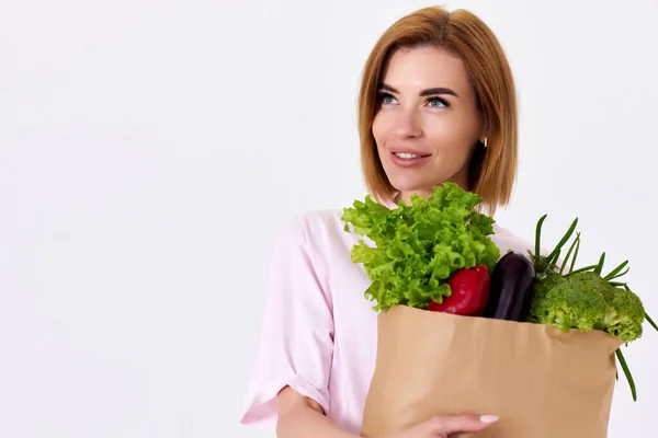 Caucasian Cheerful Happy Woman Pink Shirt Hold Paper Bag Vegetables — 스톡 사진
