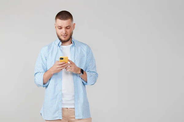Sad Handsome Man Using Mobile Cell Phone Copy Space — Fotografia de Stock