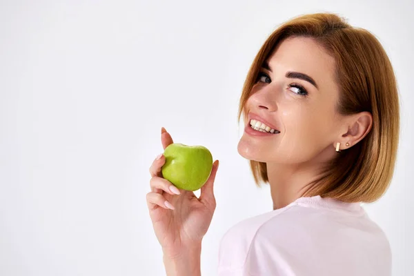 Smiling Pretty Girl Holding Green Apple Isolated White Background — Stockfoto
