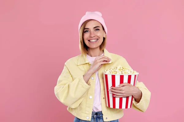 Smiling Girl Hat Watching Movie Film Holding Bucket Popcorn Isolated — стоковое фото