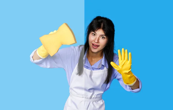 Young Confident Woman Rubber Gloves Cleaner Apron Cleaning Glass Yellow — Stock Photo, Image