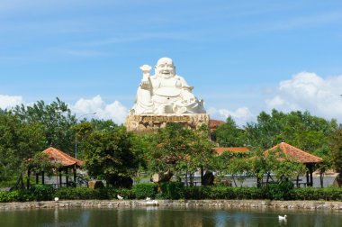 Rahip Vietnam.vungtau.Statue.