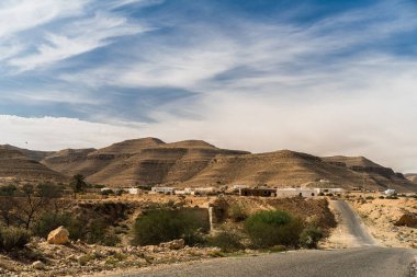 Tunus 'un güney bölgesindeki Dahar manzarası 