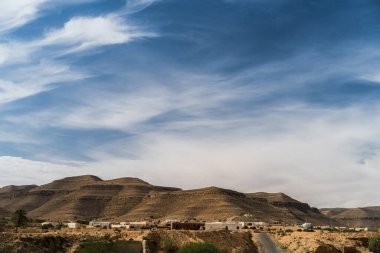 Tunus 'un güney bölgesindeki Dahar manzarası 